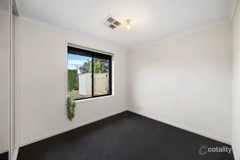 Property photo of 11 Mandarin Court Direk SA 5110