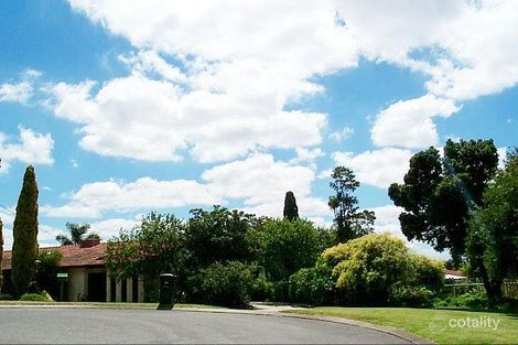 21 Coolabah Dr, Mount Nasura, WA 6112