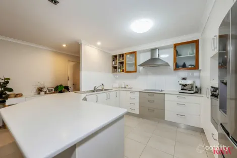 Property photo of 44 Greathead Road Ashfield QLD 4670