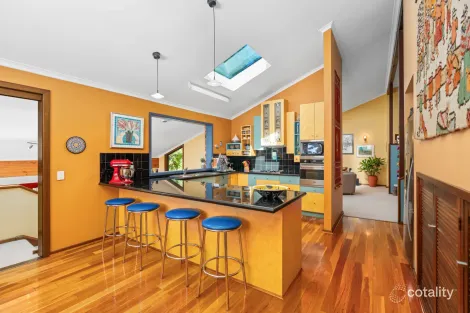 Property photo of 39 Calantha Drive Wyoming NSW 2250