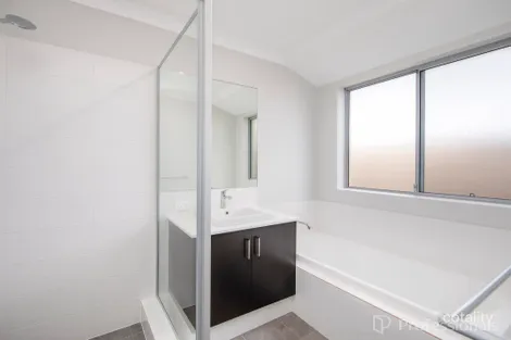 Property photo of 21 Bridgewater Approach Yanchep WA 6035