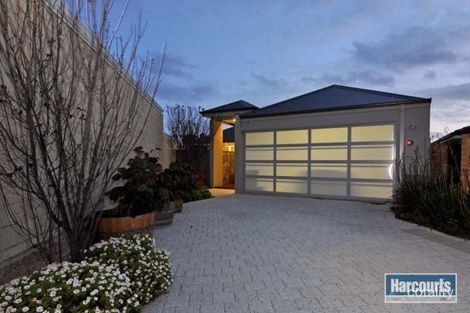 12 Gemini Way, Madeley, WA 6065