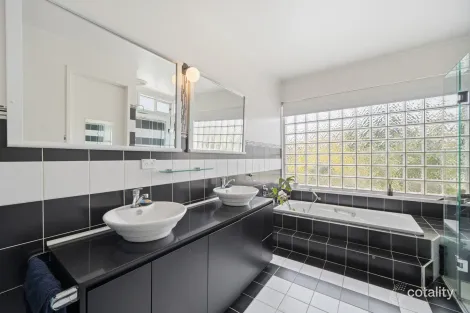 Property photo of 20 Browning Drive Templestowe VIC 3106