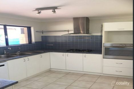 Property photo of 5 Dosinia Place Heathridge WA 6027