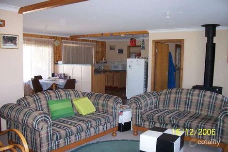 Property photo of 24 Ti-Tree Road The Pines SA 5577