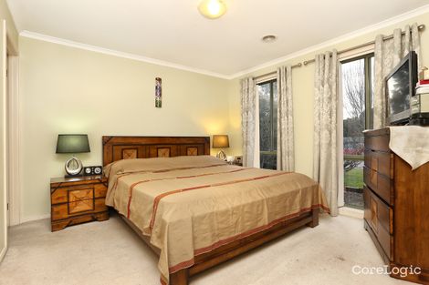 Property photo of 3 Nerrena Rise Cranbourne West VIC 3977