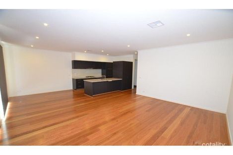 Property photo of 32 Souter Crescent Footscray VIC 3011