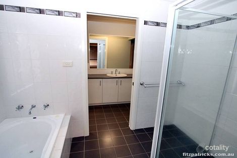 Property photo of 54 Mima Street Glenfield Park NSW 2650