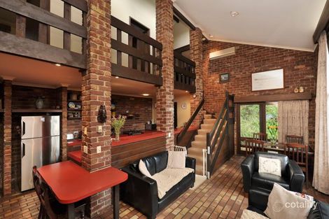 Property photo of 16 Outlook Crescent Briar Hill VIC 3088