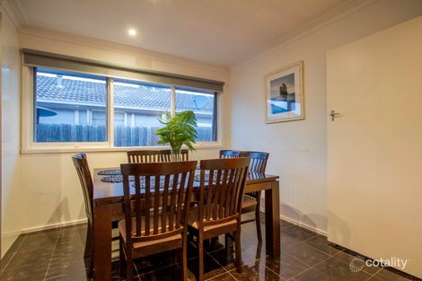 Property photo of 39 Silvertop Crescent Frankston North VIC 3200