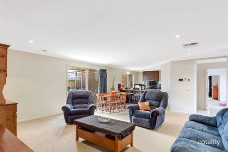 Property photo of 12 Amberley Drive Pakenham VIC 3810