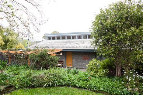 Property photo of 3 Werribee Crescent Farrer ACT 2607