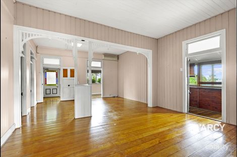 Property photo of 176 Jubilee Terrace Bardon QLD 4065