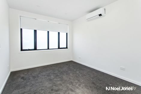 Property photo of 2/40 Windella Quadrant Doncaster VIC 3108