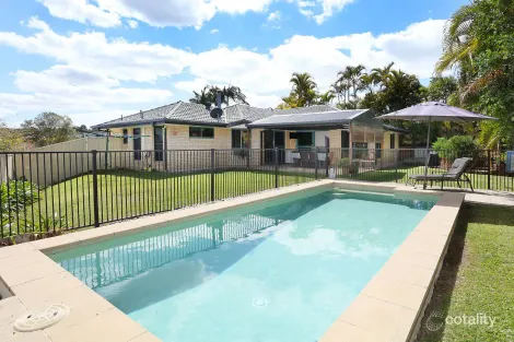 Property photo of 11 Zeller Crescent Arundel QLD 4214