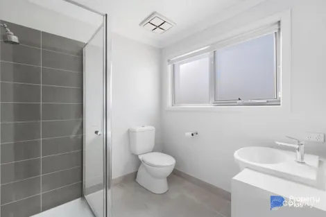 Property photo of 12 Potters Lane Kangaroo Flat VIC 3555