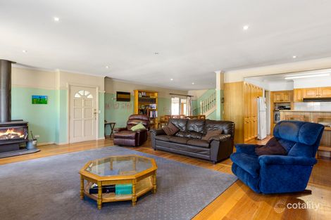 Property photo of 38 Deschamp Crescent Rowville VIC 3178