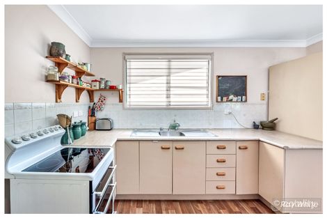 Property photo of 18 Col Crescent Parkhurst QLD 4702