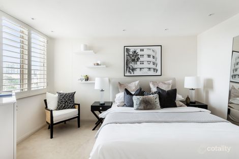 Property photo of 1012/63 Crown Street Woolloomooloo NSW 2011