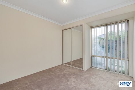 Property photo of 5 Chantilly Way Connolly WA 6027