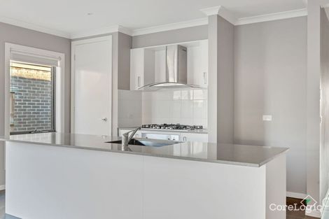 Property photo of 9 Seagrass Crescent Point Cook VIC 3030