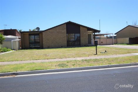 33 Tingira Dr, O'Sullivan Beach, SA 5166