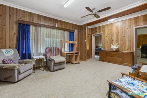 Property photo of 4 Graham Street Kangaroo Flat VIC 3555