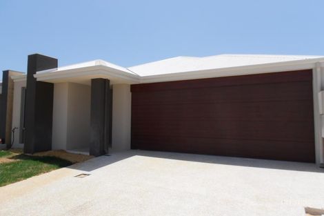 Property photo of 2 Selsey Lane Wellard WA 6170