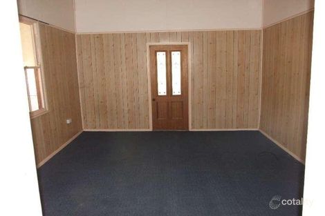 Property photo of 28 Edward Street Tambo QLD 4478