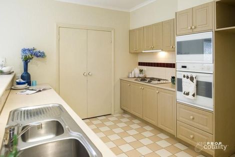 Property photo of 23 Hutchinson Drive Kew VIC 3101