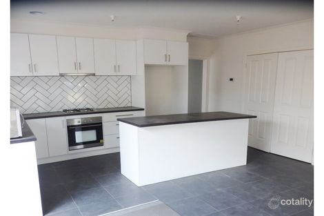 Property photo of 8 Allison Avenue Eumemmerring VIC 3177