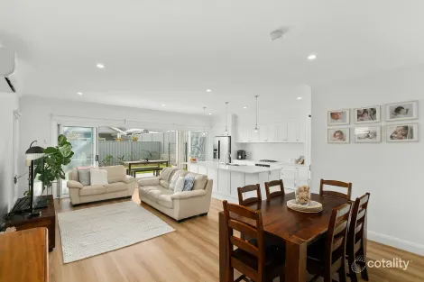 Property photo of 6 Pluto Place Dunmore NSW 2529