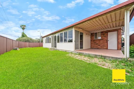 Property photo of 2 Baxter Crescent Glendenning NSW 2761