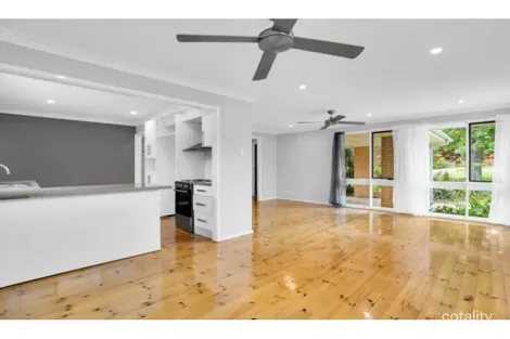 Property photo of 7 Wandoo Place Bradbury NSW 2560