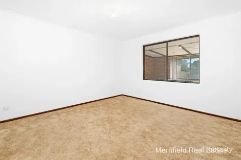 Property photo of 28 Hofrad Court Yakamia WA 6330