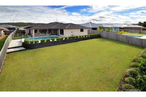 Property photo of 10 Wunburra Circle Pacific Pines QLD 4211