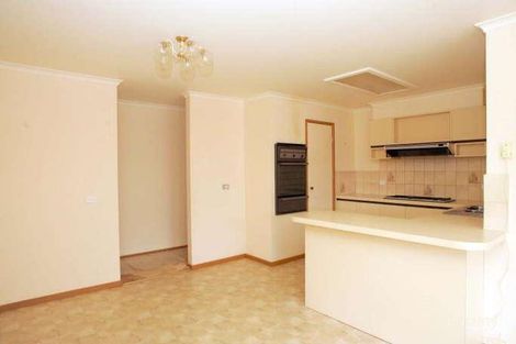 Property photo of 3 Derwent Road Werribee VIC 3030