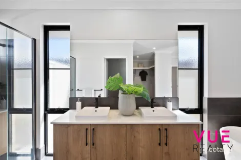 Property photo of 8 Paddle Way Yanchep WA 6035