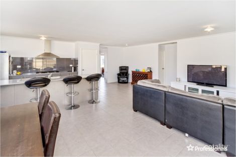 Property photo of 4 Massena Way Yalyalup WA 6280