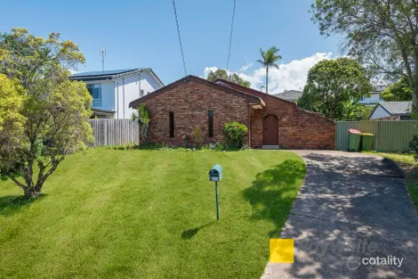 26 Crinum Cres, Southport, QLD 4215