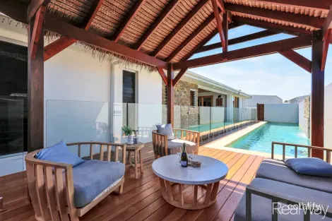 Property photo of 35 Sanctuary Drive Ashfield QLD 4670