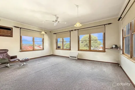 Property photo of 12 Connor Street Warragul VIC 3820