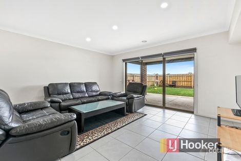 Property photo of 38 Aayana Street Cranbourne East VIC 3977