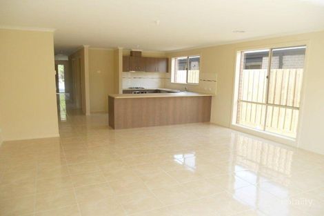 Property photo of 79 Diamond Parade Skye VIC 3977