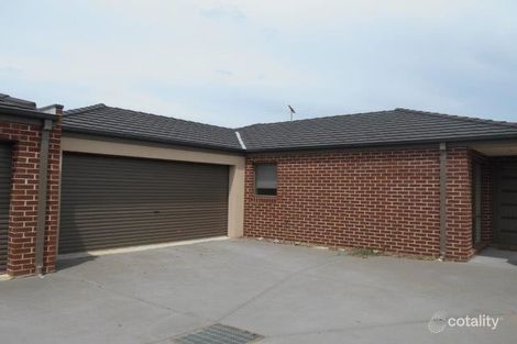 4/50 Pomegranate Way, Pakenham, VIC 3810