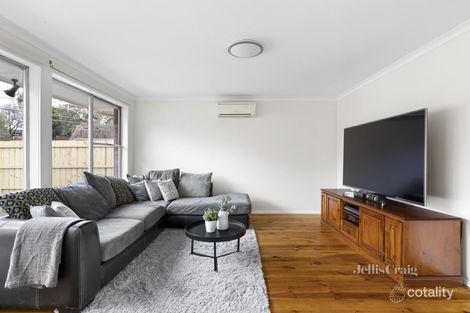 Property photo of 10 Mayling Court Watsonia VIC 3087