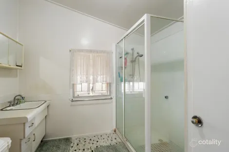 Property photo of 43 Cothill Road Silkstone QLD 4304