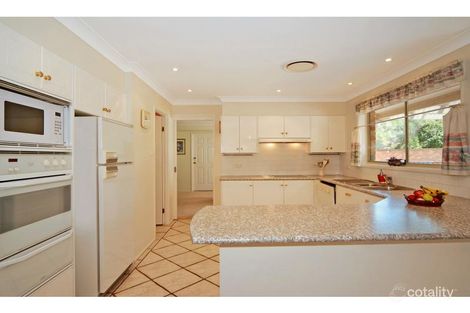 Property photo of 20 Tartarian Crescent Bomaderry NSW 2541