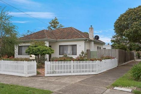 Property photo of 102 St Hellier Street Heidelberg Heights VIC 3081