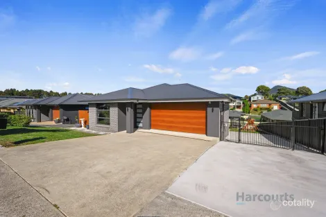 Property photo of 6 Bowman Drive Penguin TAS 7316
